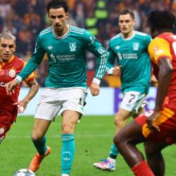 Kader gayrete aşık! İngilizleri mehter marşıyla uğurladık