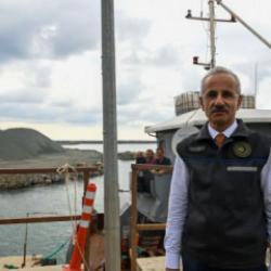 Karadeniz’de nefes kesen operasyon! 35 metreküp yakıt güvenle tahliye edildi!