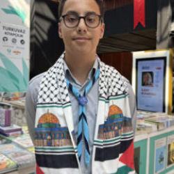 Kocaeli’de kitaplar yine ağaçlarda açtı