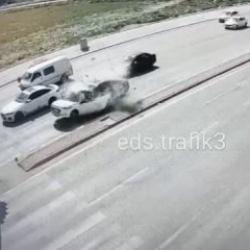 Konya'da cinayet gibi kaza! Korkunç görüntü kamerada, ışıkta bekleyen sürücü canından oldu