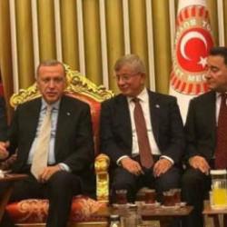 Muhalefet o fotoğraf ile birbirine d&uuml;şt&uuml;: Muharrem İnce'nin paylaşımına Babacan'dan tepki 