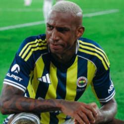 Taraftarlar kızacak! Islıklanan Talisca'dan olay paylaşım