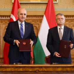 Meclis Başkanı Kurtulmuş, Macaristan Ulusal Meclisi Başkanı K&ouml;ver ile g&ouml;r&uuml;şt&uuml;