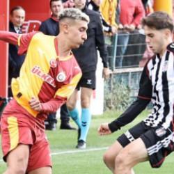 U19 derbisinde maçın önüne geçen gol: Herkesi çalıma dizdi