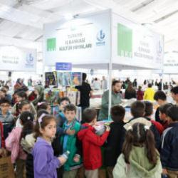 4. Bağcılar Kitap Fuarı, kendi rekorunu tazeledi