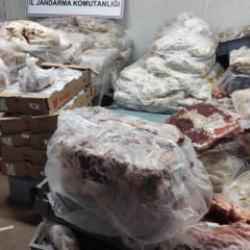Ankara'da 3 iş yerinde 17 ton bozuk et ele ge&ccedil;irildi