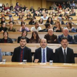 Başkan Altay üniversite öğrencileri ile buluştu