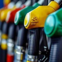 Benzin ve motorine indirim geliyor