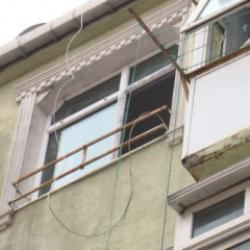 Fatih'te korkunç ölüm: 5. kattan yere çakıldı!