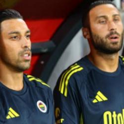 Fenerbahçe'de neşter vuruldu! İki Türk yıldız kadro dışı bırakıldı
