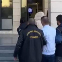 Firari çifte kelepçe: Yakalandılar!