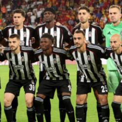 Beşiktaş'tan ayrılır ayrılmaz Fenerbahçe'ye imza atabilir