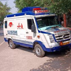 Hastane alev alev yandı! Hindistan'da 6 ölü!