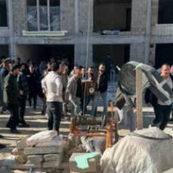 İnşaatta feci olay! Bindikleri asansör ikiye ayrıldı: Ölüler var!