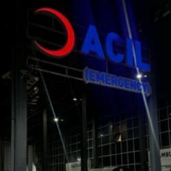 İzmir'de k&ouml;peği t&uuml;fekle ateş a&ccedil;tı yoldan ge&ccedil;en &ccedil;ifti vurdu: 1 &ouml;l&uuml;, 1 yaralı