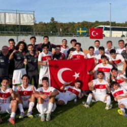 Milli Takım farka koştu! 4 gollü galibiyet