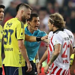 Samsunspor isyandaydı! F.Bahçe maçında iptal edilen gol için UEFA'yı kaynak gösterdi