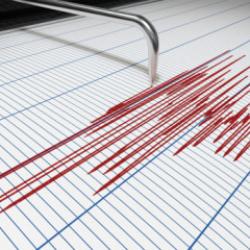 Son dakika: Okyanusta şiddetli deprem! Tsunami alarmı verildi