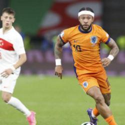 Yıldız futbolcunun pasaportu çalındı: Milli maçı kaçırabilir