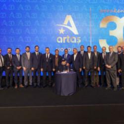Artaş Holding perakendede 30. yılını görkemli bir etkinlikle kutladı