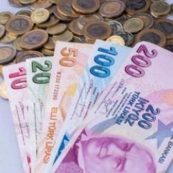 Aylık 11.702 TL hesaplara yatacak! Maaşını bankadan çekmek isteyenler...