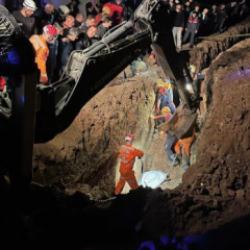 Bursa'dan acı haber: G&ouml;&ccedil;&uuml;k altında kalan 2 kardeş &ouml;ld&uuml;!