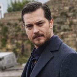 Çağatay Ulusoy Eşref Rüya'dan ayrıldı mı? İddialara yanıt geldi