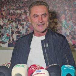 Efsane takımın yeni hocası ilk maçında 3 attı! 'Ağlamamak için kendimi zor tuttum'