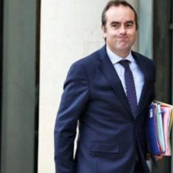 Fransa'da yeniden Başbakan atanan Lecornu h&uuml;k&uuml;metini kurdu