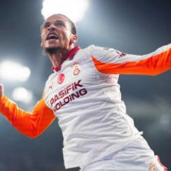 Galatasaray'ın Sane'si var! Formunun artması iki Türk yıldız için de önemli