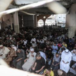 Gazze'de aylar sonra bir ilk! Yıkıntılar arasında cuma namazı: Filistinliler akın etti