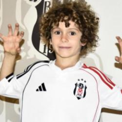 Geleceğe yatırım! 2018 doğumlu yetenek resmen Beşiktaş'ta