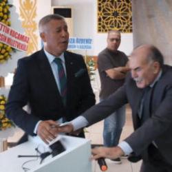İYİ Parti kongresinde gerginlik: Kürsü devrildi, arbede yaşandı