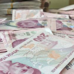 Kamu personeline gelecek yıl 4,9 trilyon lira ödeme yapılacak