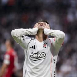 Kartal ağır yaralı! Beşiktaş 2 dakikada yıkıldı