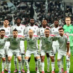 Mert Günok ve Necip Uysal'ın pazubandı alındı! Beşiktaş'ın yeni kaptanları belli oldu