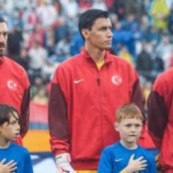 Montella da tepki göstermişti! TFF'den Berke Özer için sürpriz karar