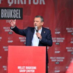 Özgür Özel Brüksel'de hüsran yaşadı! Miting şoku!