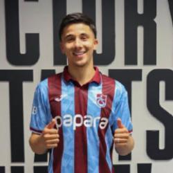 Süper Lig kariyeri başlıyor! Yıldız futbolcunun forma heyecanı