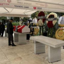 Ünlü oyuncu Arif Erkin Güzelbeyoğlu son yolculuğuna uğurlandı