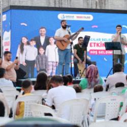 Bağcılar Belediyesi Müzik Grubu 'Beyefendiler' sahnede