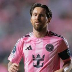 38 yaşındaki Messi'den sürpriz imza! 3 yıl daha futbol oynayacak