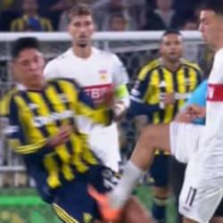 Fenerbahçe taraftarını çileden çıkaran faul! Yıldız oyuncu kan revan içinde kaldı