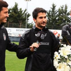 Beşiktaş'ta ayrılık: Kaptanlık kararı sonrası ipler kopma noktasına geldi