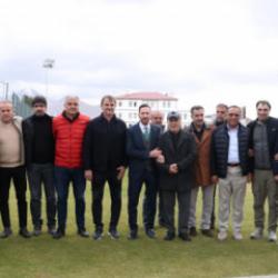 Dört oyuncu bir odada kalıyordu: Şampiyonlar 27 yıl sonra buluştu