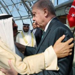 Cumhurbaşkanı Erdoğan'a Kuveyt'te samimi karşılama