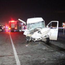 Hatay'da feci kaza sonrası can pazarı: 14 yaralı