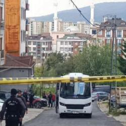 İstanbul'da korkunç olay:  3 kişiyi sokak ortasında katletti!