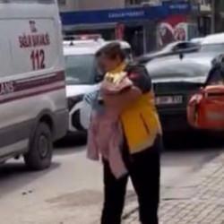 İzmir'de vicdansızlık! Cami avlusuna bebek bırakıp kaçtı