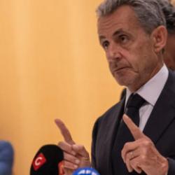 Sarkozy yarın hapse giriyor! 11 metrekarelik hücrede tutulacak